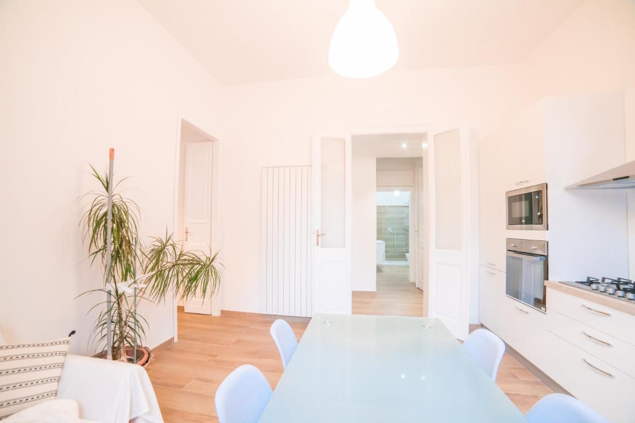 Minimalist Chic A Villanova 3Bdr - 2Bth - Wifi Cagliari Exterior photo